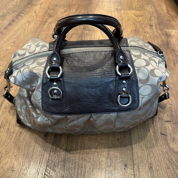 Coach Tan Madison Satchel - Picture 2 of 6